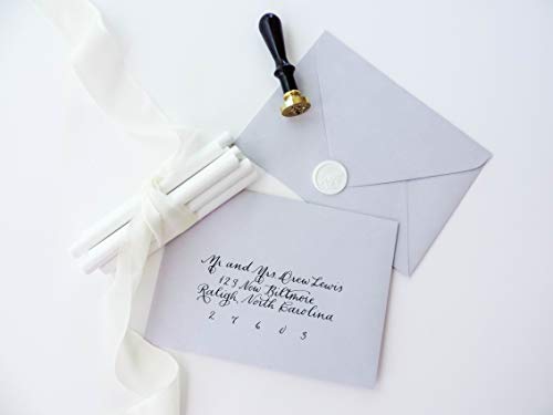 UNIQOOO Mailable Glue Gun Sealing Wax Sticks for Wax Seal Stamp - Snow White, Great for Wedding Invitations, Cards Envelopes, Snail Mails, Wine Packages, Gift Ideas, Pack of 8 - color: Snow White