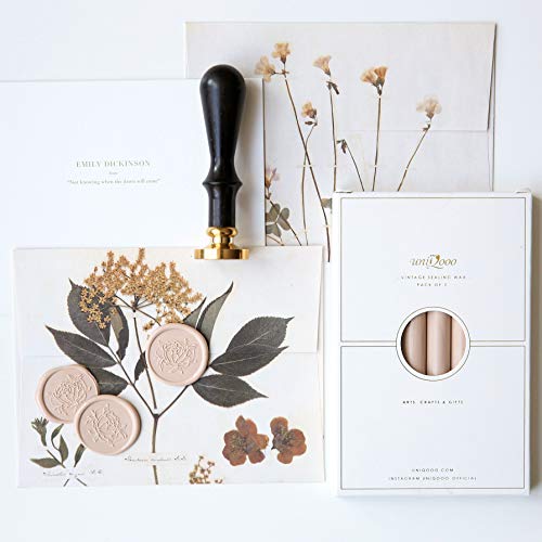 UNIQOOO Mailable Glue Gun Sealing Wax Sticks for Wax Seal Stamp - Nude, Earthy Neutural Tone, Great for Boho Wedding Invitations, Cards Envelopes, Snail Mails, Craft Project, Gift Ideas, Pack of 8 - color: Taupe Nude