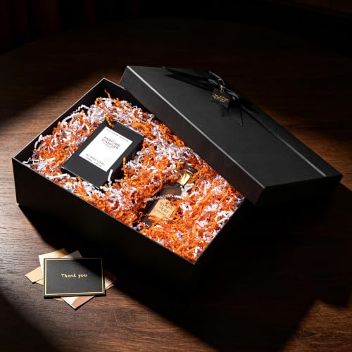Mefleet 1/2 LB Crinkle Cut Paper Shred Filler Orange & White 8 oz - color: Orange & White
