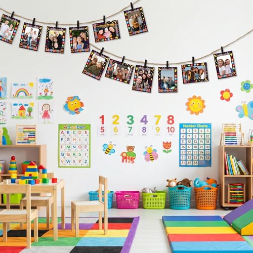 50Pcs 4x6 Paper Picture Frames Bulk, Kindergarten Graduate Hanging Pictures with String Photo Hanger with Clips Hanging Photo Display Wall Decor, Diy Picture Frame Craft Graduation Photo Banner for Picture Board for Photos - color: Kindergarten Graduate